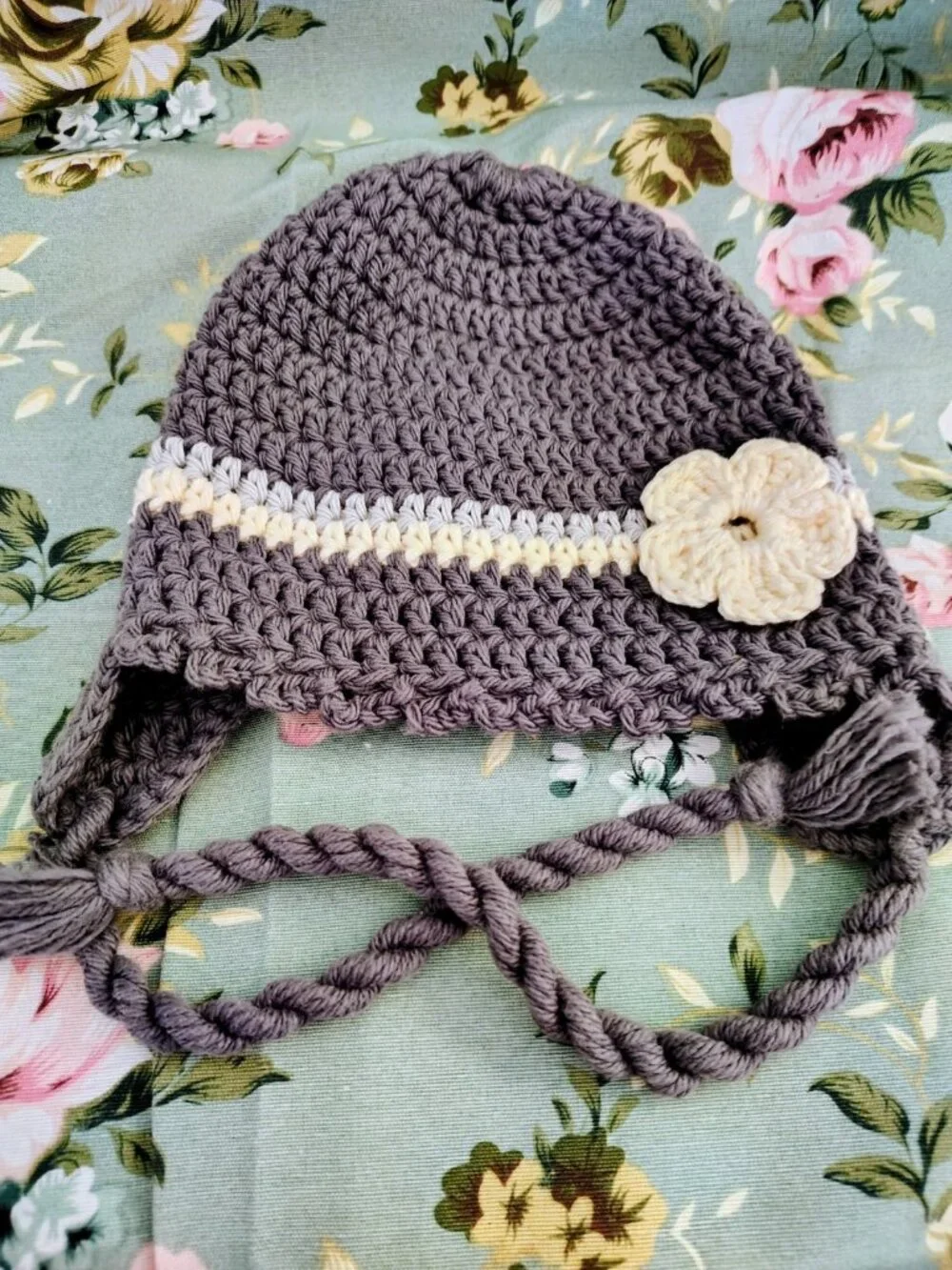 Bundle Of 2 NEW Crochet Flower Baby Girl Hats